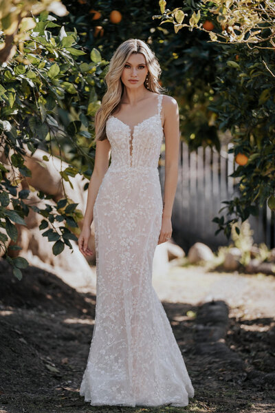 Allure Bridal wedding gown style A1154