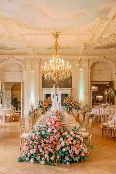 Rosecliff Mansion Wedding Reception with pink flowers, picture of the room