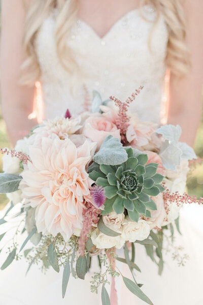 Stone-Manor-Country-Club-wedding-florist-Sweet-Blossoms-bridal-bouquet-Alicia-Lacey-Photography