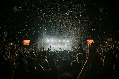 Confetti in air at concert-FillmCo