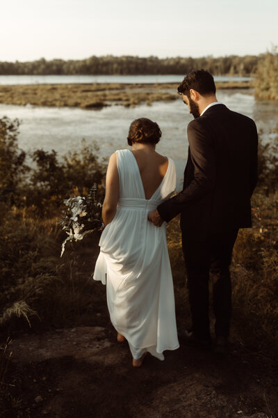 ontario cottage elopement and wedding photographer