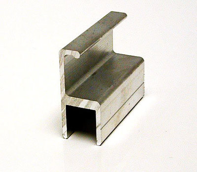 AE 023