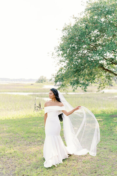 Bride and groom at Cypress Trees Plantation