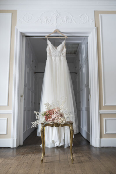 Indianapolis-wedding-photographer-heather-sherrill-details-dress-flowers