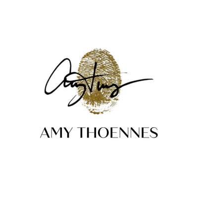 Amy Thoennes Artworks are hypnotizing.