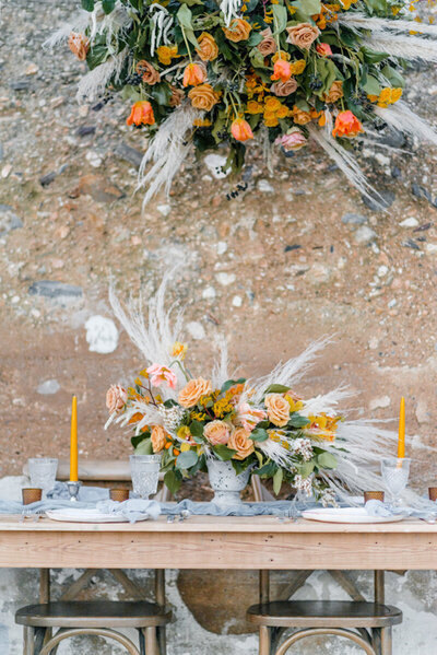 Glen-Ellen-Farm-MD-wedding-florist-Sweet-Blossoms-flower-chandelier-head-table-Kirsten-Smith-Photography