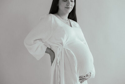 Studio Maternity 2024_Alexis Fox Photography + Maternity + Studio Session + Fortville + Indiana (10 of 26)