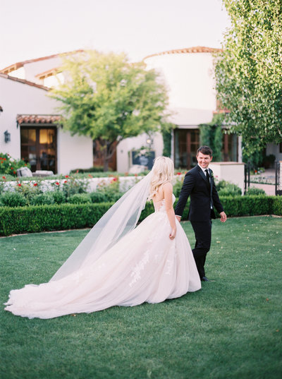 Kendall & Joe | Phoenix, Arizona Wedding | Mary Claire Photography | Arizona & Destination Fine Art Wedding Photographer