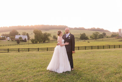 A bride and groom at the Pavilion at Lakeland Farm
