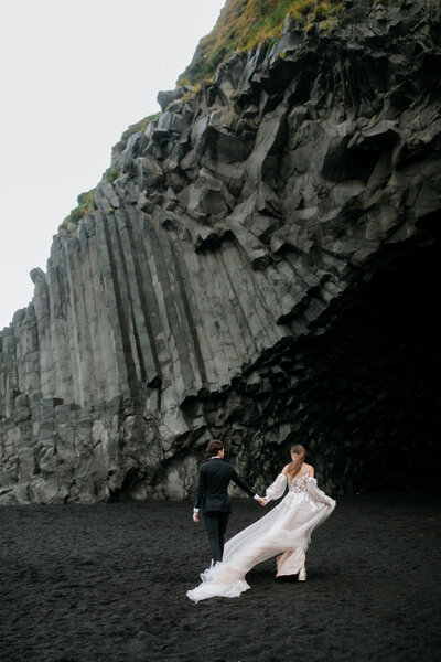 Iceland-Elopement-Maia-Chloe-Photography-2022-37