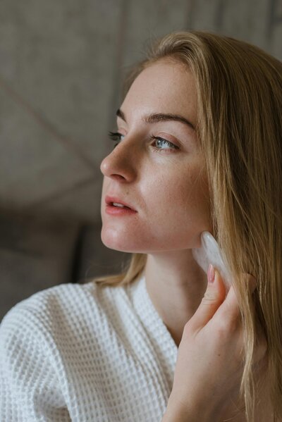 pexels-polina-kovaleva-5927894