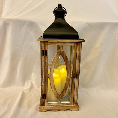 decor table candles at barnwood events in madison, winconsin.