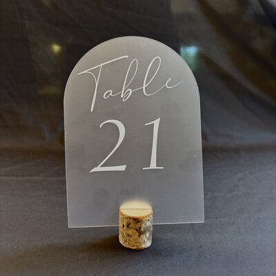 decor table number at barnwood events in madison, winconsin.