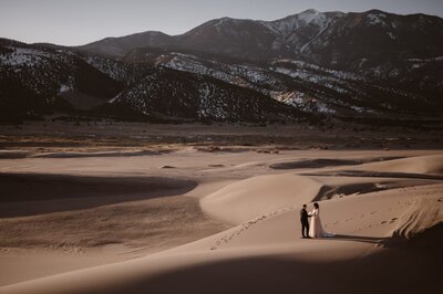 Couple eloping at Great Sand Dunes in Colorado