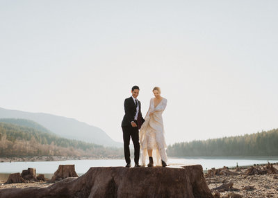 Liv Hettinga Photography is an elopement photographer in Canada, here is some information on the packages she offers and the pricing