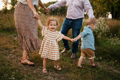 candid family photography in st paul