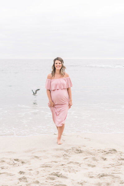 Pregnancy photoshoot, taken in Laguna Beach, California by Amy Captures Love