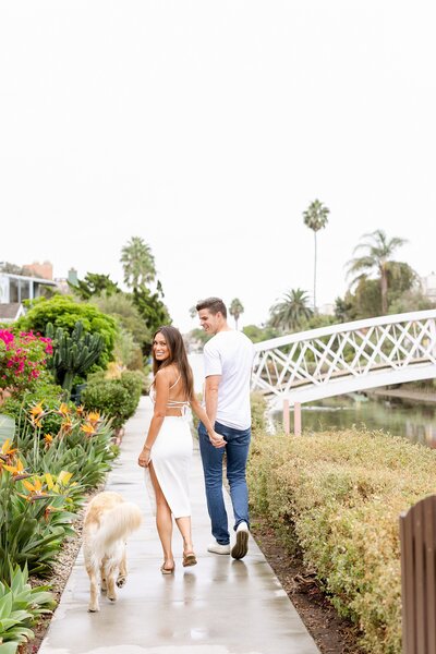 modern proposal photography at the venice canals in los angeles
