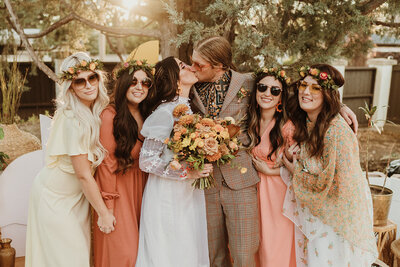 70's inspired backyard retro wedding with florals by Petal & Stem, creative Lethbridge, Alberta wedding florist, featured on the Brontë Bride Blog.