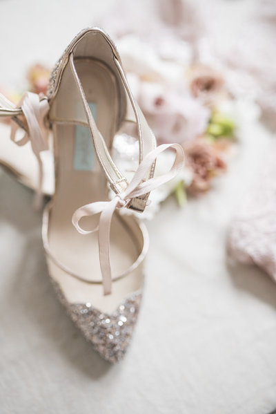 Indianapolis-wedding-photographer-heather-sherrill-details-shoes