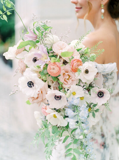 Ethereal and Dreamy Wedding Bouquet for a Romantic and Fresh wedding in Sintra, Portugal by Floral Designer Sofia Nascimento Studios