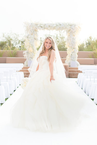 White Four Seasons Scottsdale, Arizona Wedding | Amy & Jordan Photography