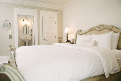 Queen Anne Victorian Bed & Breakfast Style Hotel Room