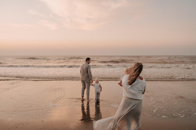 Familie fotoshoot strand Hoek van Holland