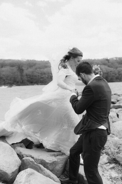 Kelly&SeanWedSneakPeek25