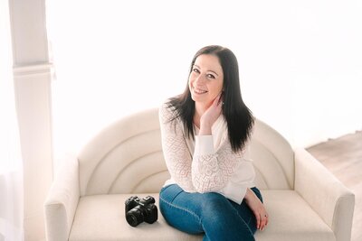 Owner of Shayna Van Damia Photography specializing in Maternity Photography in Wexford PA