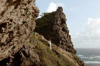 Adventure elopement photographer  in Oahu, Hawaii