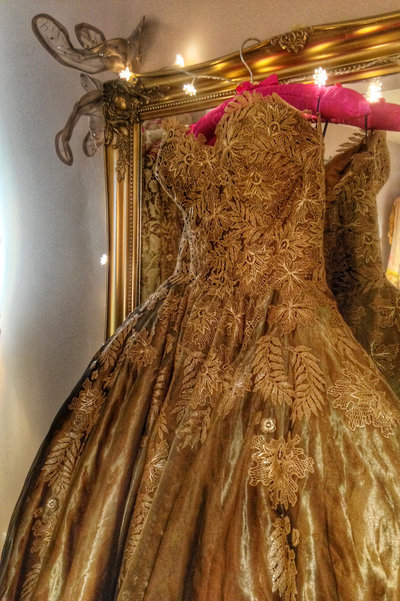 gold_metallic_silk_lace_ballgown_wedding_dress_JoanneFlemingDesign_web