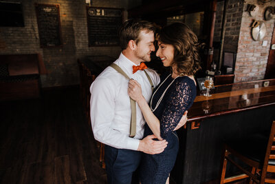 Fun, romantic photoshoot at brewery in Old Town Fort Collins