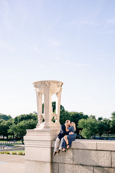 Lincoln Memorial DC engagement session, dc engagement session, cool spots in dc, cherry blossom season dc, where to take photos in washington dc