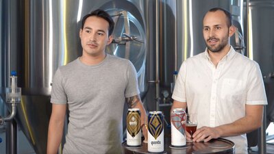 Erick Escobar y Jorge Puertas fundadores de Quintaesencia cerveza artesanal