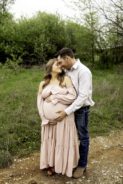 Chunky Monkey Maternity Shoot with a couple
