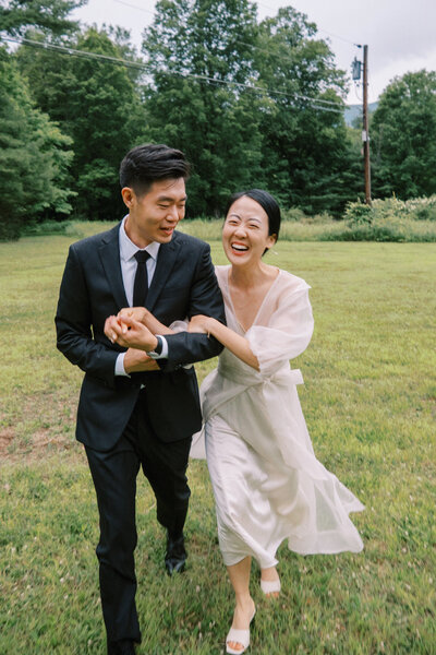 Upstate New York Wedding in Woodstock NYC Photographer Glasco House Kamparett-54