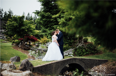McCormic Woods Golf Club is a wedding venue in the Seattle area, Washington area photographed by Seattle Wedding Photographer, Rebecca Anne Photography.
