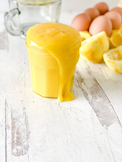 A dollop of this creamy and decadent Lemon Curd will transform any dessert, pancake, yogurt, ice cream, cakes, and slices of bread!