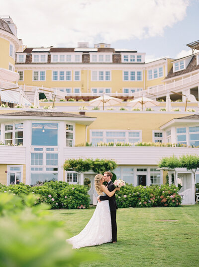 Bright Coastal Ocean House Wedding