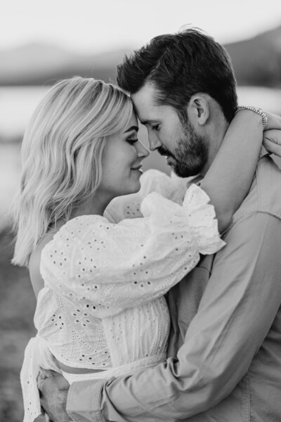 black and white couples photos in lake tahoe