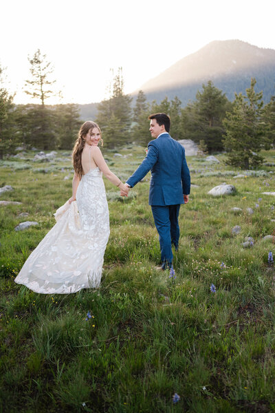 27-delake tahoe wedding picturessolation-hotel-wedding-sorensens
