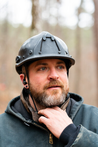 mountainbiking_trailbuilder_portrait
