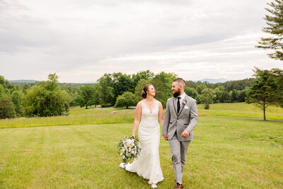 A newly married couple at Wolftrap Farm