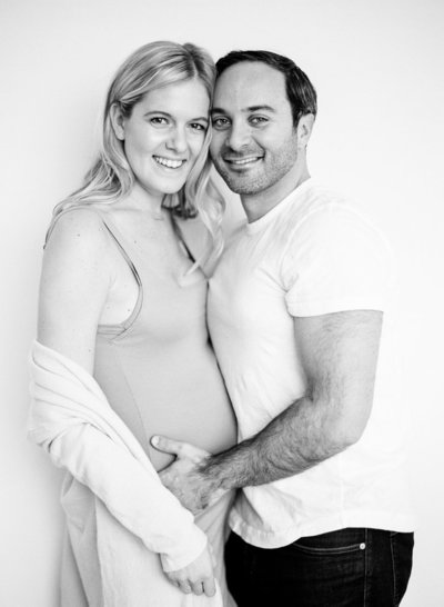 maternity photos at home in nyc