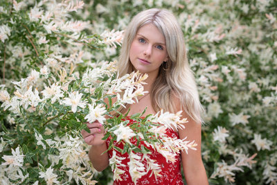 Gorgeous nature senior pictures in a lush park in Northeast Ohio