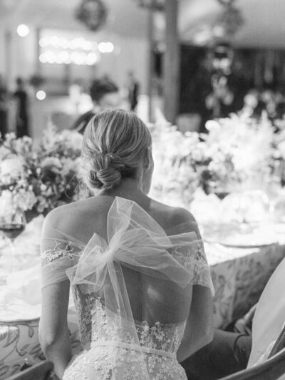 Easton Education teaches you how to plan a luxury wedding resulting in a very happy bride.