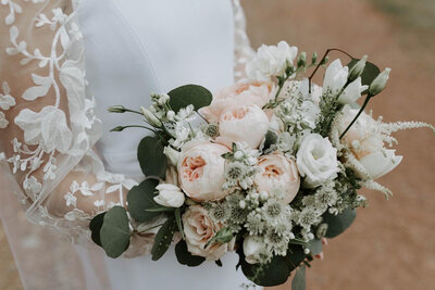 Classic bridal bouquet or pink and white roses by Le Bouquet, Calgary wedding florist, featured on the Brontë Bride Vendor Guide.