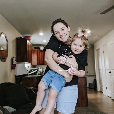 wedding photographer Celine with her little girl