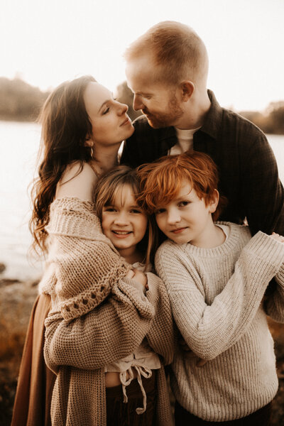 about Rebecca - a Missouri O Fallon Wentzville family photographer